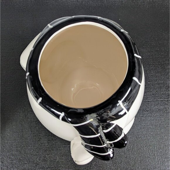 Polar Bear Black/White scarf and Hat - Cookie Jar, Great Condition! - Picture 5 of 5